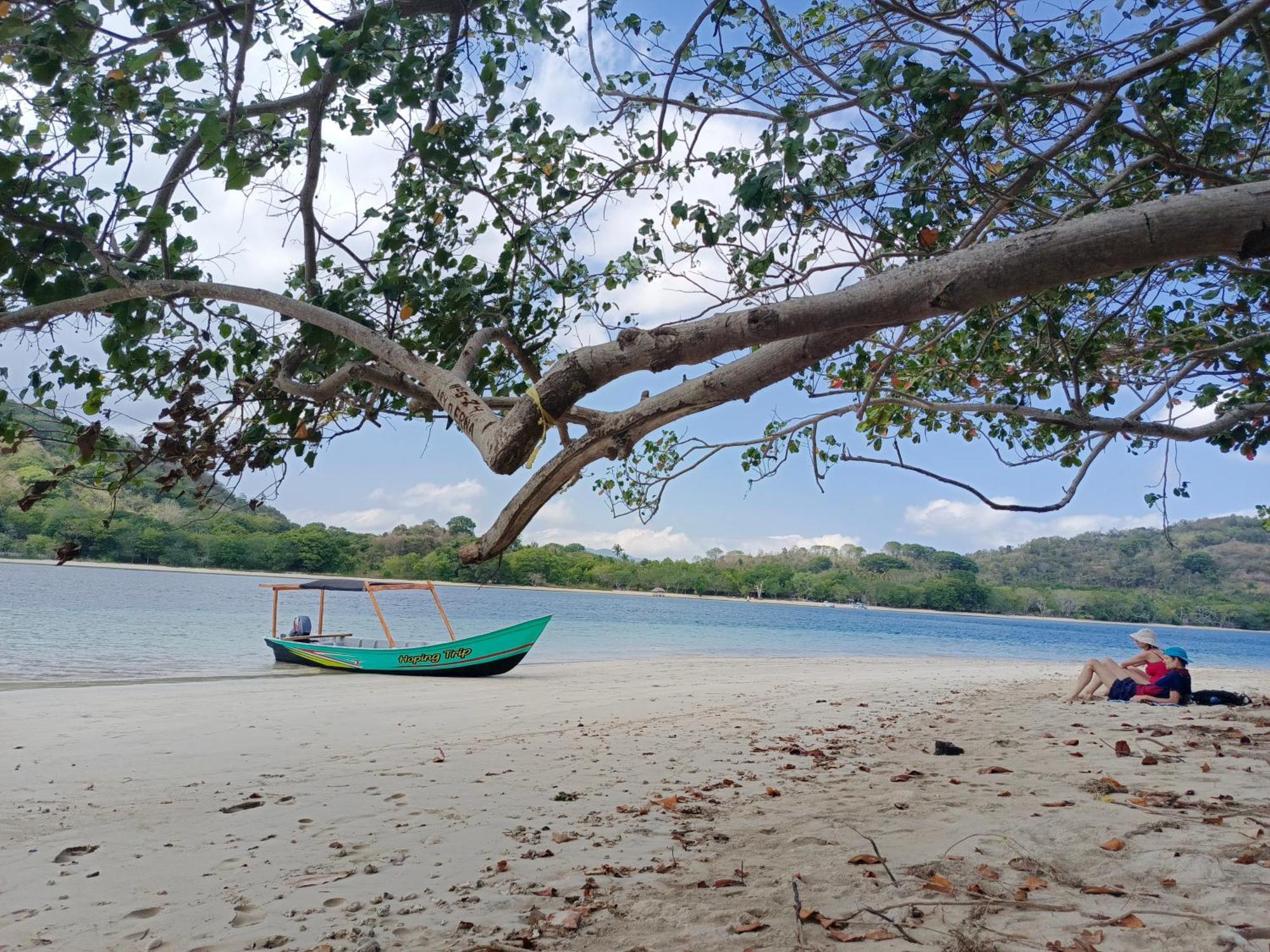 Yellow Coco Gili Gede Dış mekan fotoğraf
