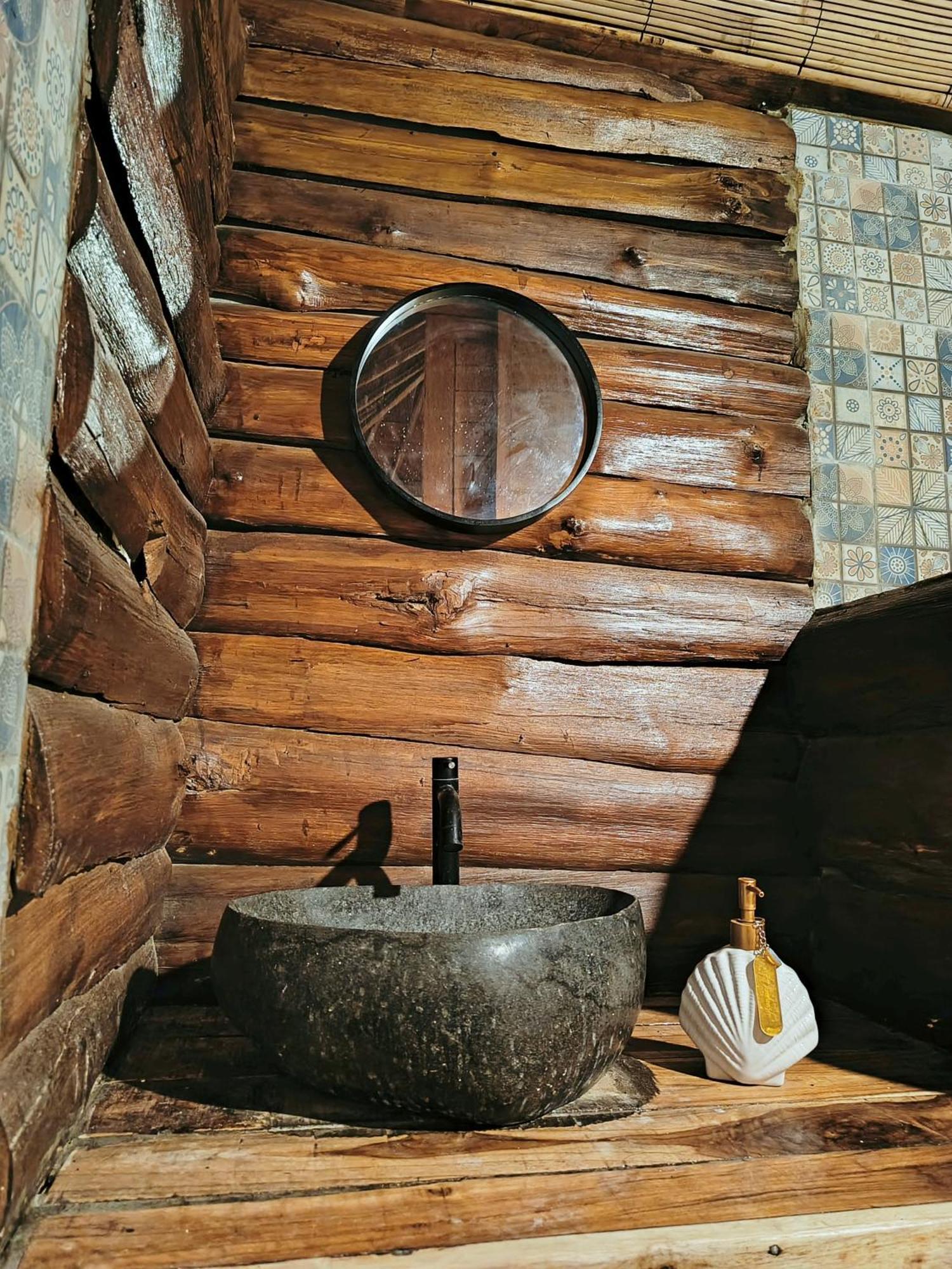 Yellow Coco Gili Gede Dış mekan fotoğraf