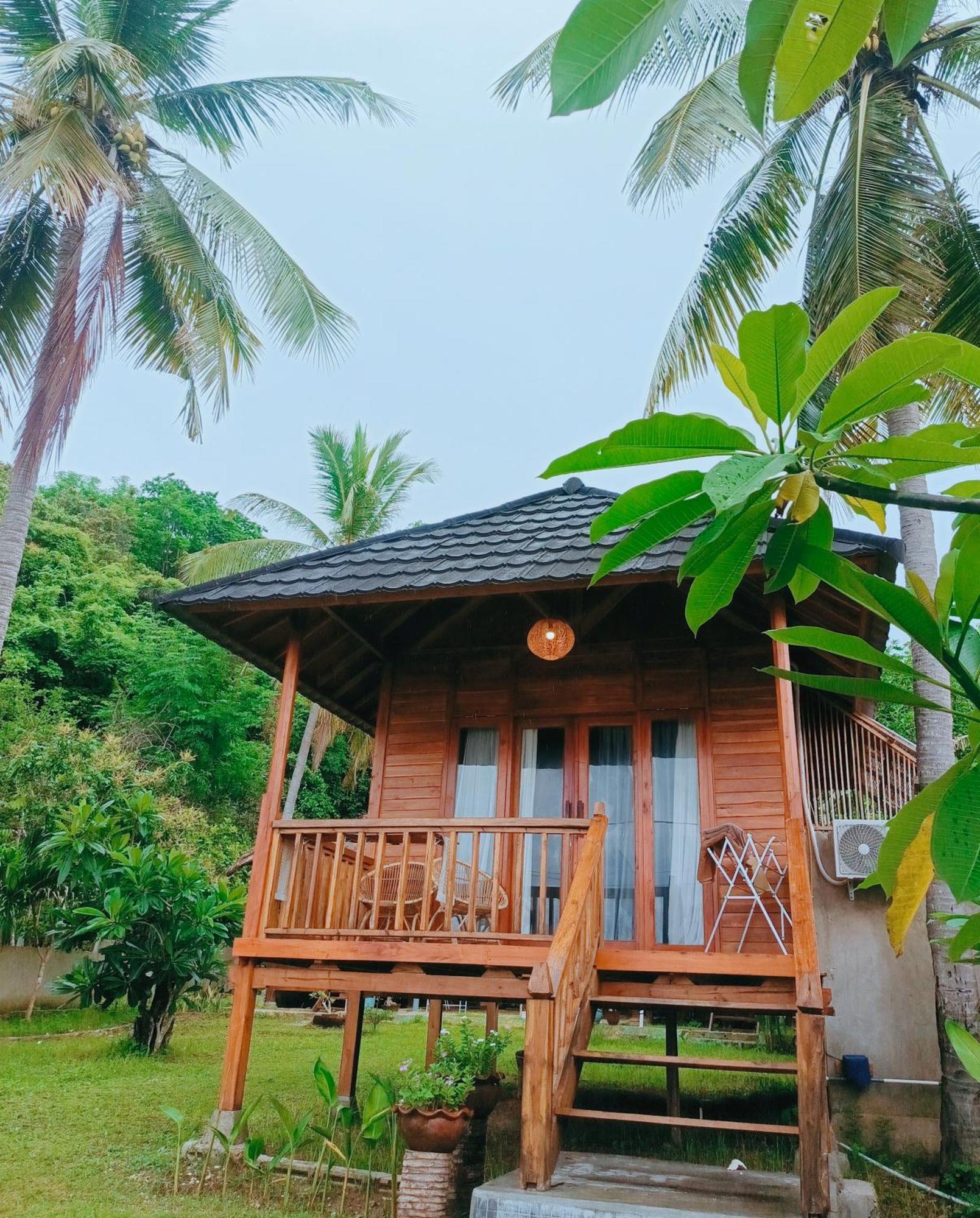 Yellow Coco Gili Gede Dış mekan fotoğraf